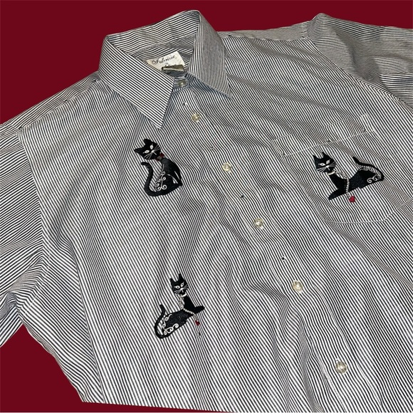 Vintage Women’s Blouse Black & White Striped w/ Sequin & Embroidered Cats - Picture 2 of 10